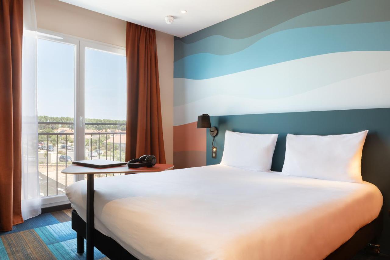 Hotel Ibis Styles Miramas Exterior foto